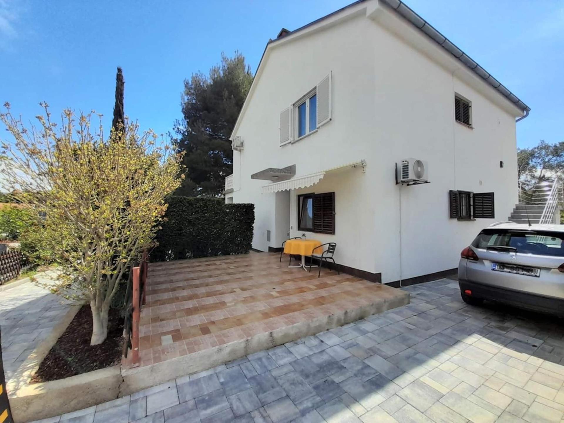 Lovely Studio Malina Close To The Beach Крк Экстерьер фото